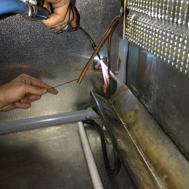 Brasure d'un raccordement en cuivre
